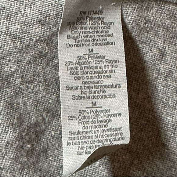 One Love Gray Slim Cut V-Neck Short Sleeve T-Shirt Sz M - Picture 5 of 6